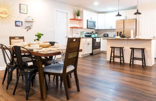 Beautiful Raleigh Home - 3BR Quiet and Family Friendly - Foto 32