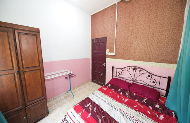 OYO 90990 Sri Tempurung Homestay - Foto 5