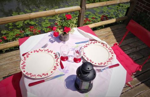 Le Lavoir Secret - hébergement atypique dans un joli cadre bucolique - Foto 25