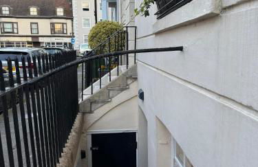 Elegant Apartment in Historic Georgian Townhouse - Foto 20