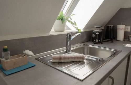 FEEL GOOD HOMES Ruhig-Klimaanlage-WLAN-Regendusche - Foto 35