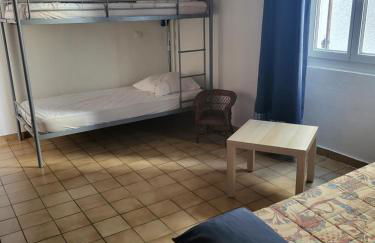 Les Bancs d'Autrefois, maison climatisée avec WIFI au centre de Ruoms - Foto 20