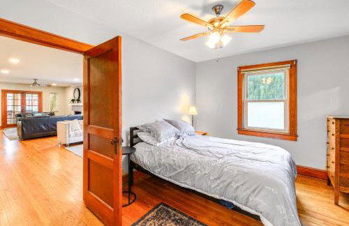 Charming Damascus Retreat with Deck and Creek Views! - Foto 11