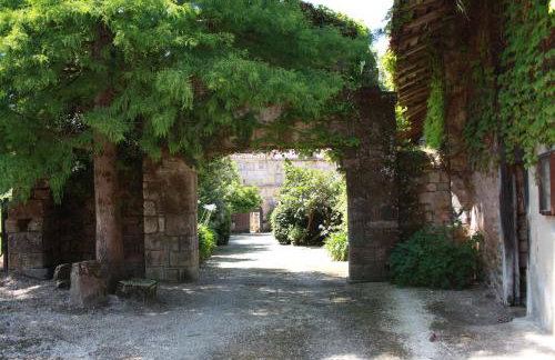 Palacio de Hualle - Photo 51