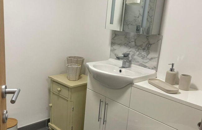 Peak Willow Apartments - Photo 9