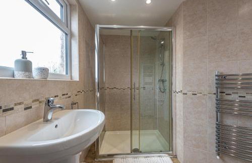 Newly decorated home in Chester sleeps 4 - Foto 17