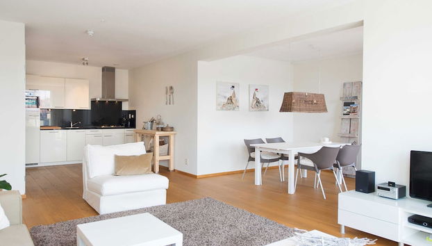 Sunlit Retreat With Balcony - Foto 2, Sala de estar