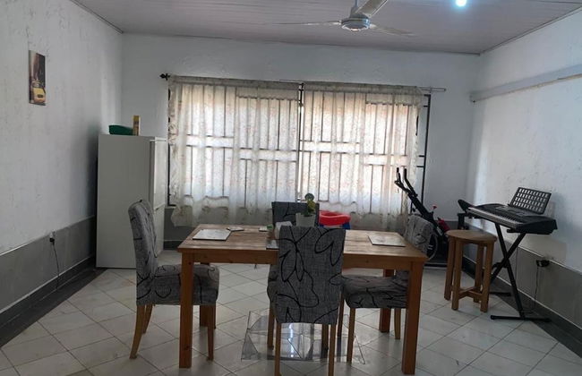 Sleeps8- Private Secure Parking- Garden- Aircon - Foto 22