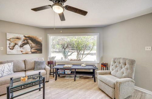 Bandera Carriage House with Medina River Access! - Foto 4