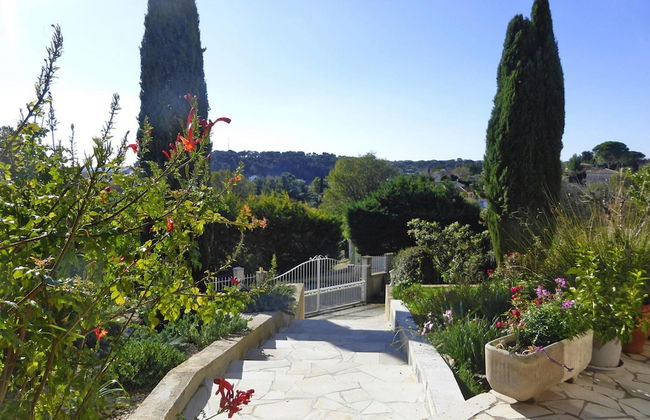 Holiday Cottage With Private Terrace, Bellegarde - Foto 36