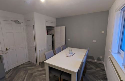 4 bedroom Townhouse Greenock - Photo 9