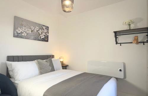 'The Luxury Snug' - A Charming Modern Luxury 2-Bed Flat with Parkview - Free Parking - Foto 2