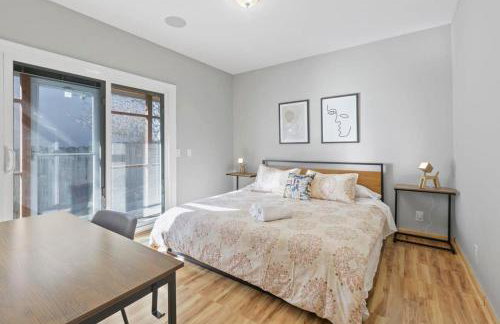 Marbella Lane - Buckingham Place Laundry P - Photo 23