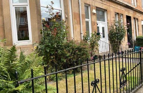 Victorian 3 BR main door flat, King size beds , large rooms - Foto 15