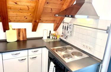 Stilvolle zentrale 2,5 Zimmer Wohnung am Römerbad mit Terrasse - Foto 8