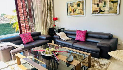 Lux Villa with Year-Round Heated Pool & Game Room - Foto 5