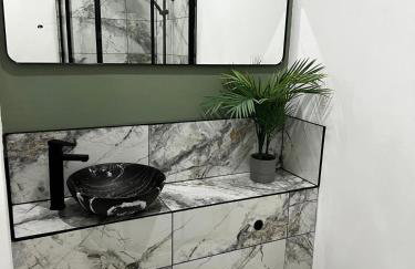 ResiLets - Plessey Road House, Large, Modern Home - Foto 34