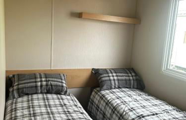 Buttercup Retreat 298 northfield - Photo 4