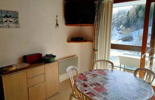 Corbier centre Vostok 32m2 balcon Sud vue pistes Classé Tourisme - Foto 3