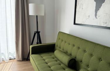 Plaza Victoria Apartments - Photo 31