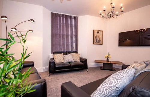 Luxury 4 bedroom ground floor apartment - Foto 22