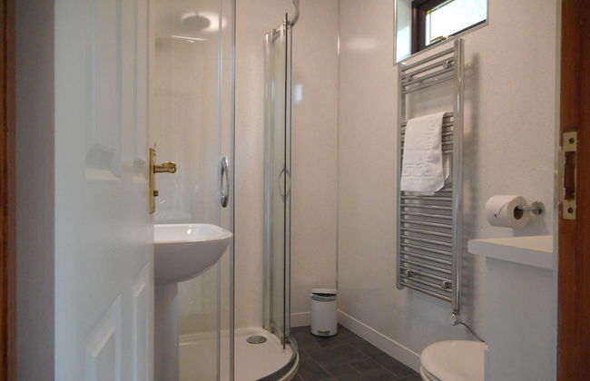 Bluebell Lodge 5 with Hot Tub - Photo 16