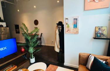 SkyPool-Roof Lounge-Free Parking-Gym-Loft-Theatre - Photo 20