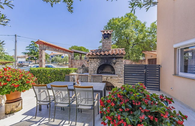 Villa in Peroj With Pool Near Beach - Foto 15