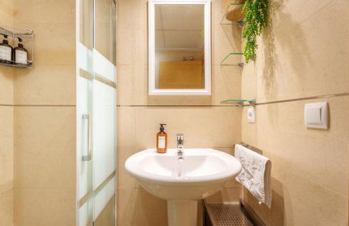 Hogar Brisa de las Marinas acogedor apartamento con amplia terraza y acceso directo a las piscinas-Comfortable apartment with spacious terrace and direct pool access - Foto 32