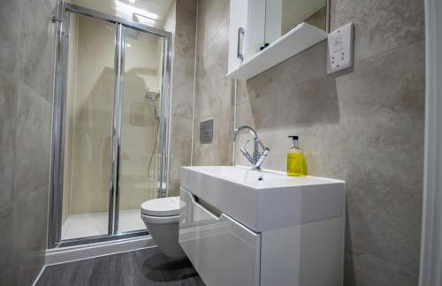 Luxury 1 bedroom ground floor apartment - Foto 8