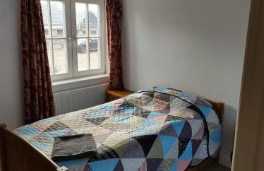 Milton House - Photo 5