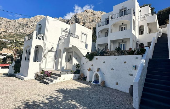 Elenis Studios & Apartments - Photo 32