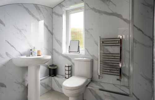 Pinkerton House - Photo 43