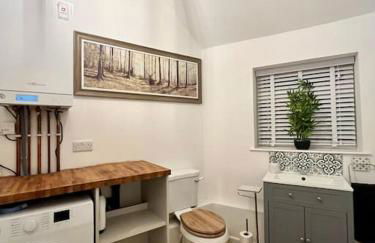 Corner House- hot tub and outdoor fireplace - Foto 22