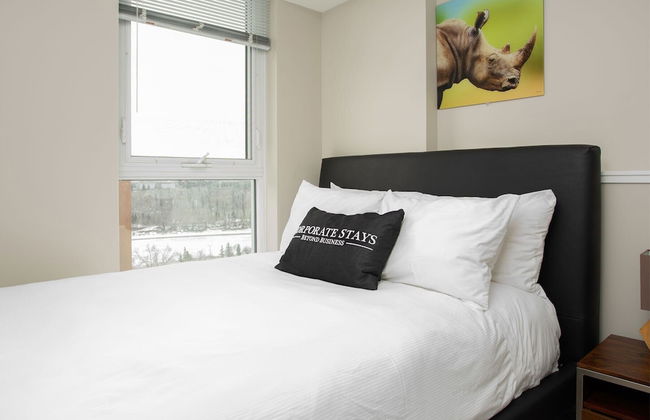 Corporate Stays Hendrix Aparments - Photo 4