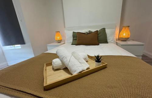 Modern Central Apartments with Balcony - Photo 75