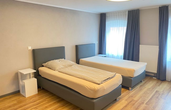 Motel Q - Dingolfing - Foto 23