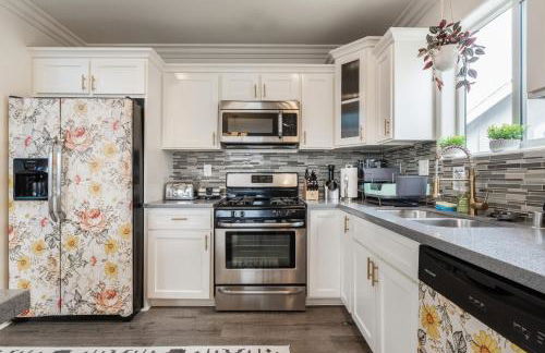 Angel & Rose * Hollywood DTLA - Foto 19