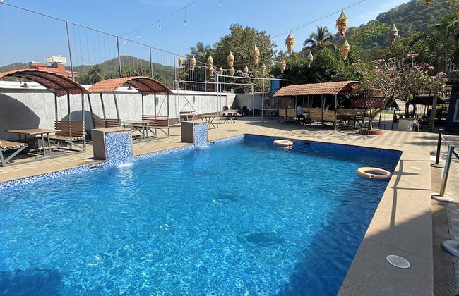 The Saroja Grand Villa Resorts - Photo 29