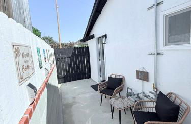 Private 1BR 1BA Suite, Kitchen, Fireplace, Parking - Foto 18