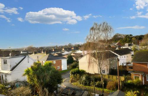 Spacious 2-Bed - Hospital & City Nearby Parking Pet Friendly - Foto 24