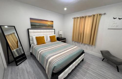 Stylish 2 Bedrooms Apartment by Miami Airport - Photo 8
