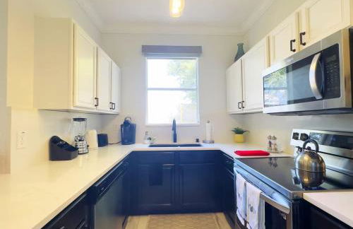 Modern 4BR Home in Regal Palms Resort near Disney - Foto 15