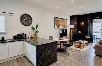 Black&White Home-by So'SerenityHome-Balcon-Parking - Foto 6