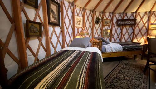 Rustic Yurt Getaway on Beautiful Snake River in Rigby, Idaho - Foto 4