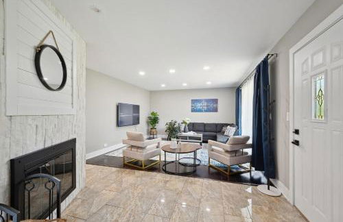 Charming Contemporary Family Home home - Foto 10