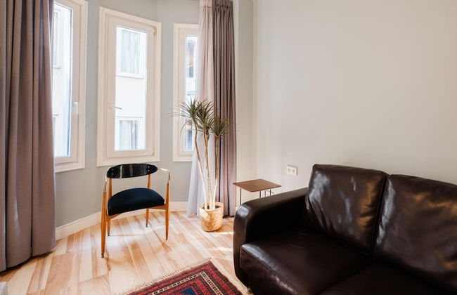 Stylish Flat w Balcony 8 min to Istiklal Ave - Foto 11