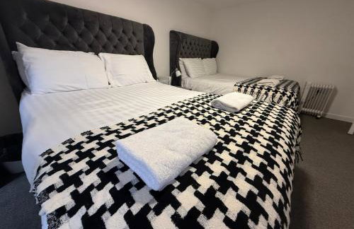61 Moorfields city centre apartment sleeps 10 - Photo 17