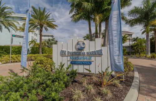 Bungalow at Margaritaville! Less than 1 Mile to AMI! - Foto 43