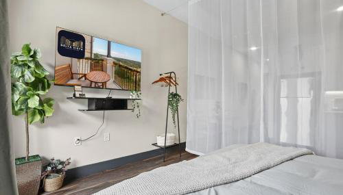 12min DT,6min Domain,Studio with Pool plus Free Parking - Photo 5